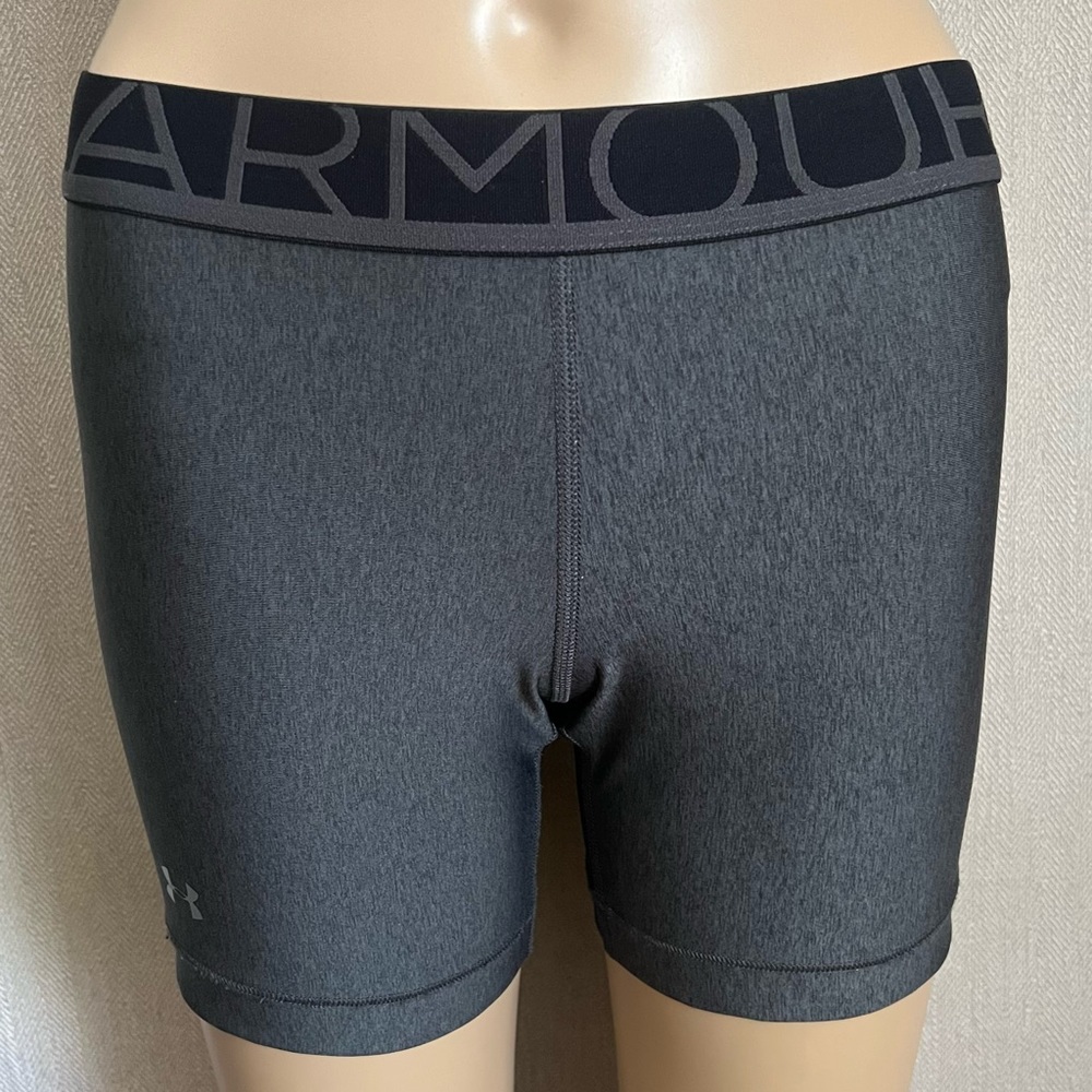 UNDER AMOUR Heat Gear Compression Shorts